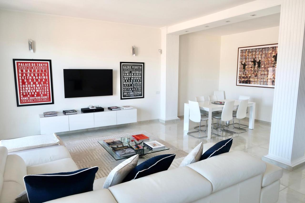 Lux 180Sqm Flat - Entire Last Floor Милан Экстерьер фото